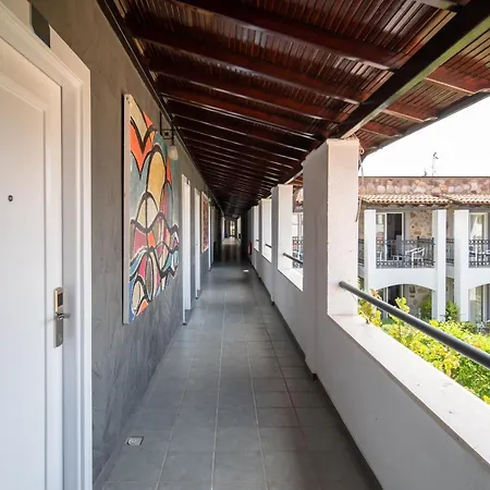 Tiana Otel 4*