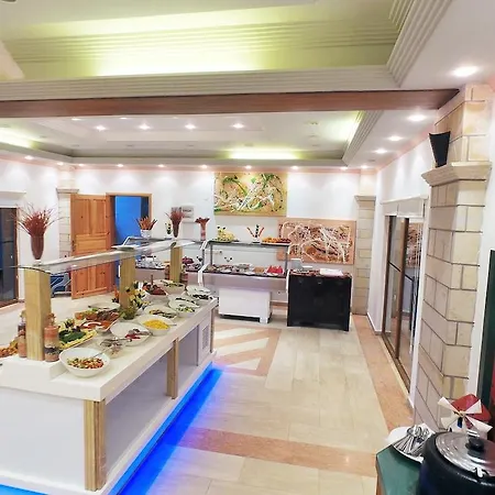 Otel Tiana