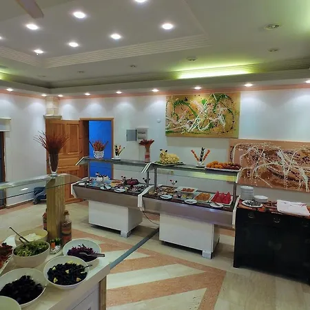 Hotel Tiana Turgutreis