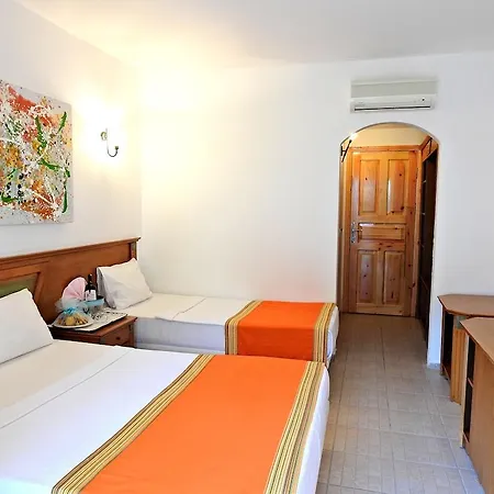 Tiana Hotel Turgutreis