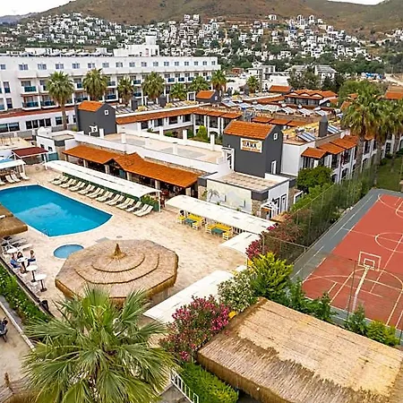 Hotel Tiana 4*