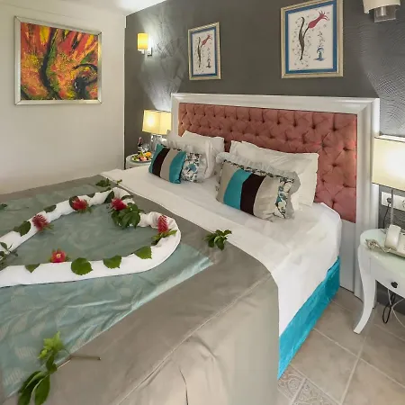 Hotel Tiana Turgutreis